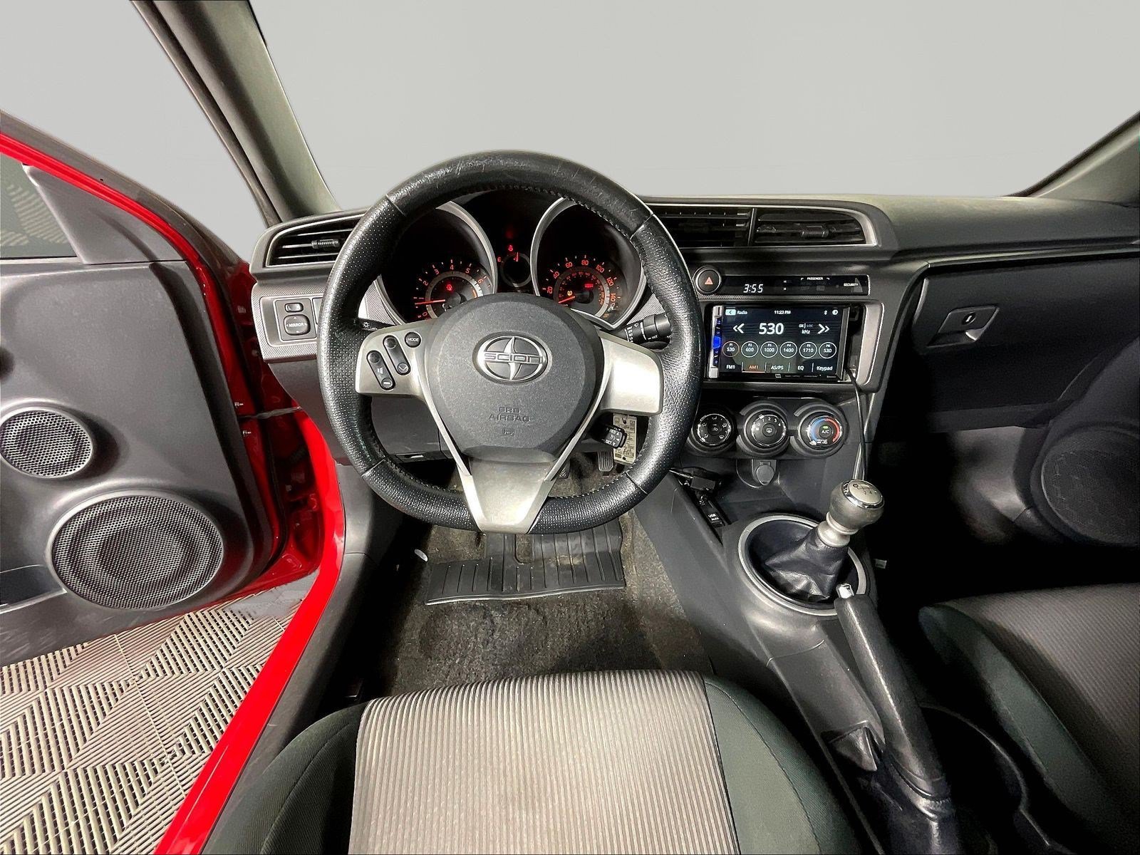 Used 2015 Scion tC FWD image 8
