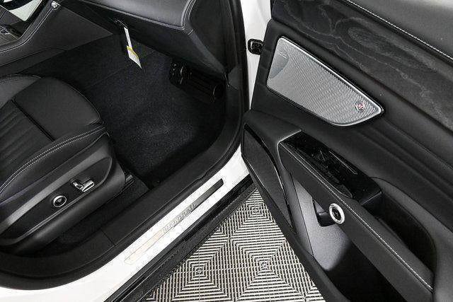 New 2025 Maserati Grecale Modena AWD/4WD image 28