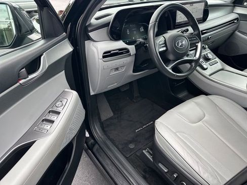 Used 2023 Hyundai Palisade SEL image 9
