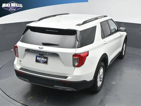 Used 2024 Ford Explorer XLT w/ Equipment Group 202A RWD image 15