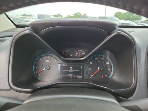 Used 2016 Chevrolet Colorado Z71 RWD image 11