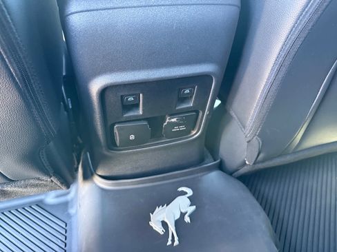 Used 2024 Ford Bronco Outer Banks AWD/4WD image 15