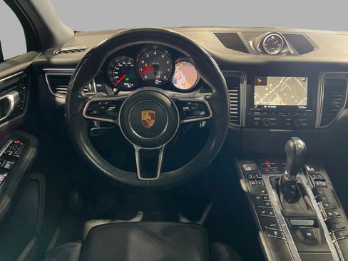 Used 2016 Porsche Macan S w/ Premium Package Plus image 31