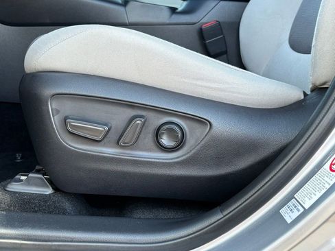 Used 2019 Toyota RAV4 XLE image 14