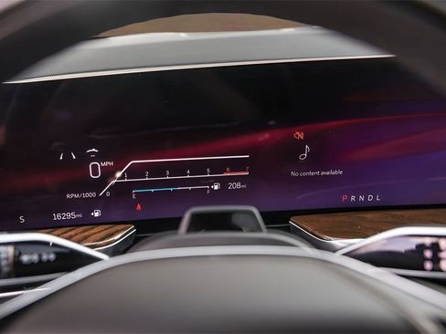 Certified 2025 Cadillac Escalade Sport Platinum w/ LPO, ONYX Package image 11