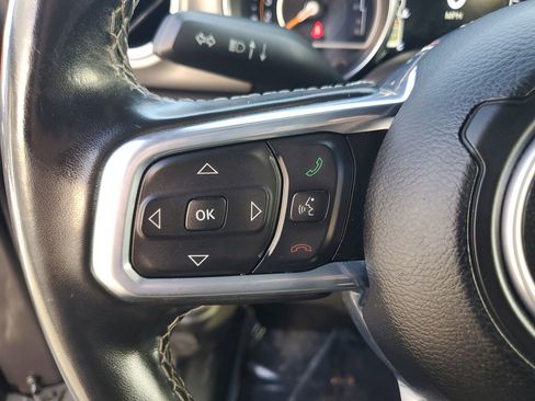 Used 2021 Jeep Wrangler Unlimited Sahara image 23