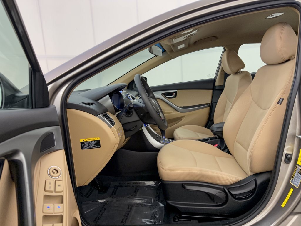 Used 2013 Hyundai Elantra GLS w/ Preferred Pkg FWD image 5