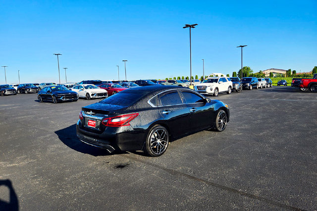 Used 2018 Nissan Altima 2.5 SR FWD image 31