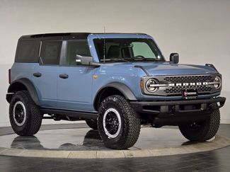 New 2025 Ford Bronco Badlands video 2