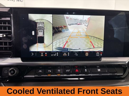 Used 2025 Chevrolet Silverado 1500 High Country w/ Technology Package image 16