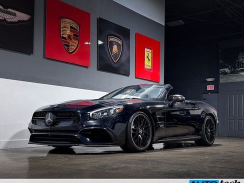 Used 2017 Mercedes-Benz SL 63 AMG image 2