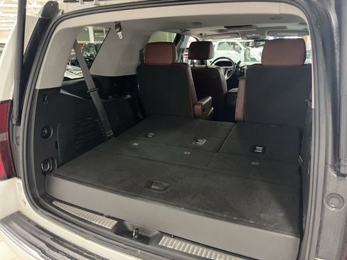 Used 2020 Chevrolet Tahoe Premier w/ Premier Plus Edition image 14