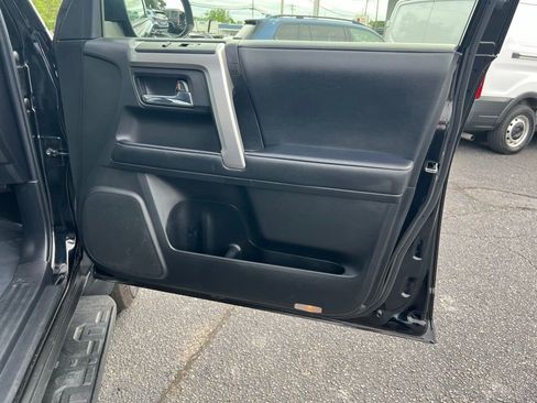 Used 2021 Toyota 4Runner SR5 Premium AWD/4WD image 13