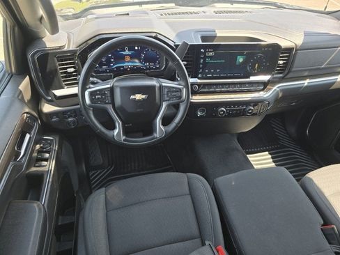 Used 2023 Chevrolet Silverado 1500 LT AWD/4WD image 24