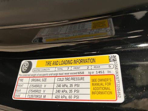Used 2026 Chevrolet Traverse High Country w/ LPO, Floor Liner Package AWD/4WD image 6