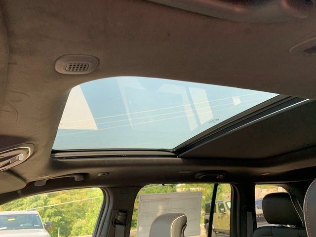 New 2027 Jeep Grand Cherokee Summit AWD/4WD image 17