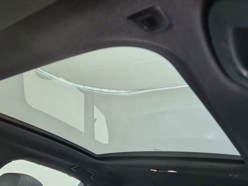 Used 2026 BMW 550e xDrive image 59