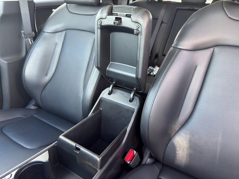 Used 2023 Kia Sportage EX AWD/4WD image 48