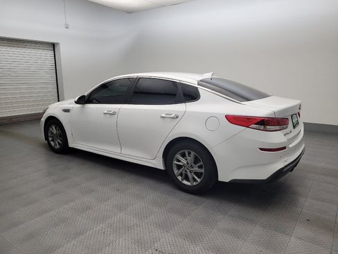 Used 2019 Kia Optima LX FWD image 3