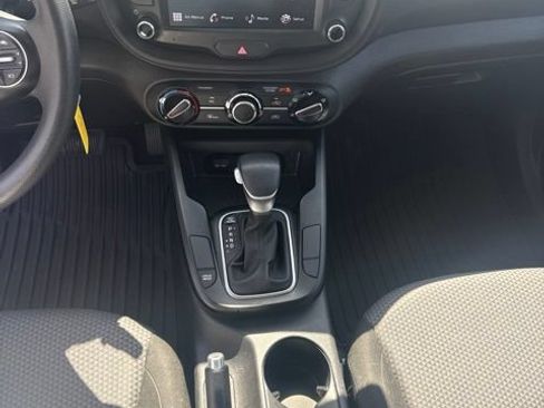 Certified 2023 Kia Soul LX FWD image 8