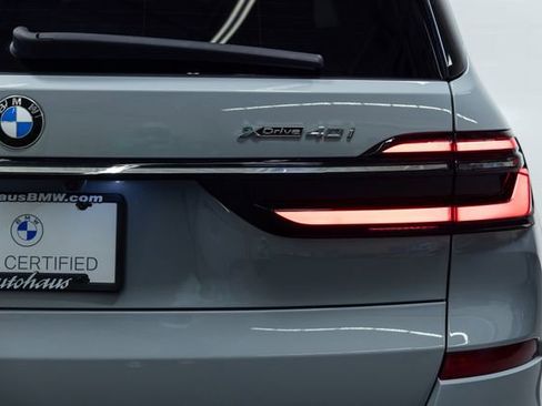 Certified 2023 BMW X7 xDrive40i w/ M Sport Package image 8