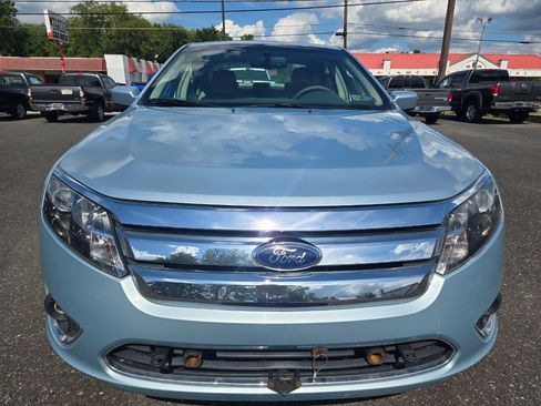 Used 2010 Ford Fusion Hybrid FWD image 3