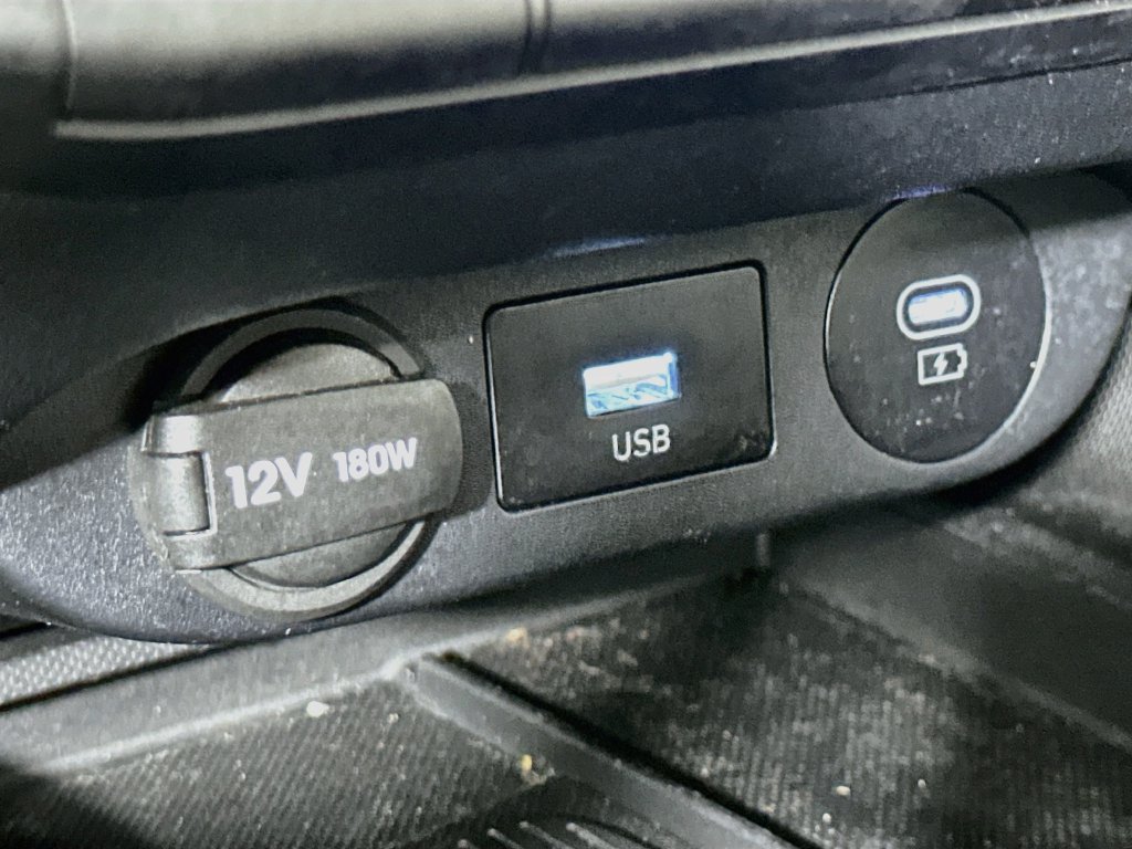 Used 2026 Hyundai Elantra Sport w/ Cargo Package FWD image 29