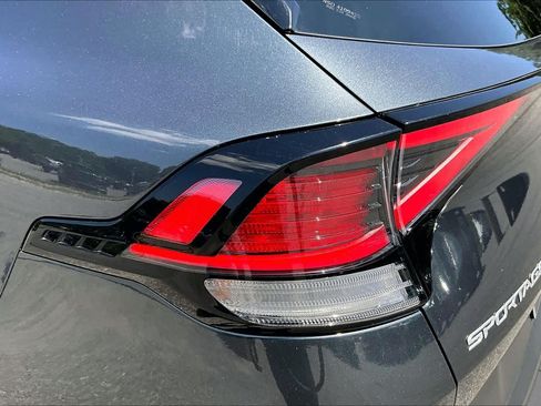 Used 2023 Kia Sportage X-Line w/ X-Line Premium Package AWD/4WD image 29