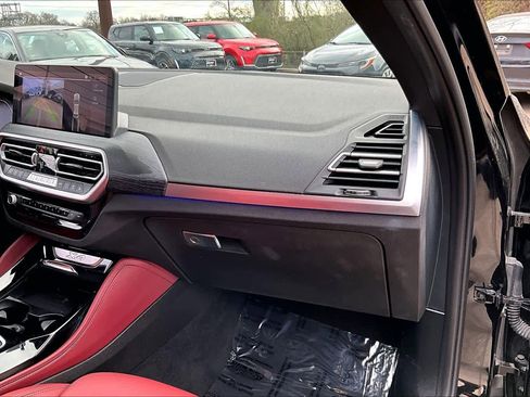 Used 2023 BMW X4 xDrive30i w/ Premium Package image 19