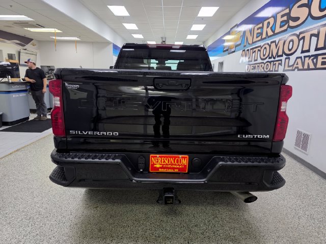 Used 2024 Chevrolet Silverado 2500 Custom w/ Custom Convenience Package AWD/4WD image 6