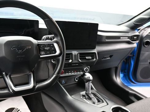 Used 2024 Ford Mustang GT RWD image 4
