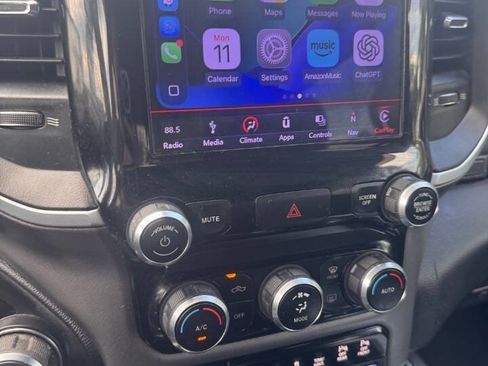 Used 2019 RAM 1500 Big Horn AWD/4WD image 27