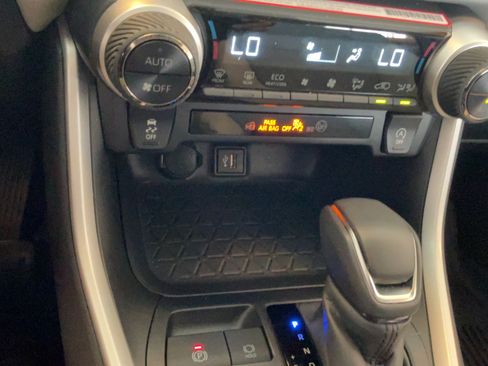 Certified 2025 Toyota RAV4 XLE Premium FWD image 15