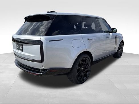 New 2025 Land Rover Range Rover SE image 7