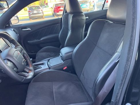 Used 2023 Dodge Charger R/T w/ Plus Group image 8