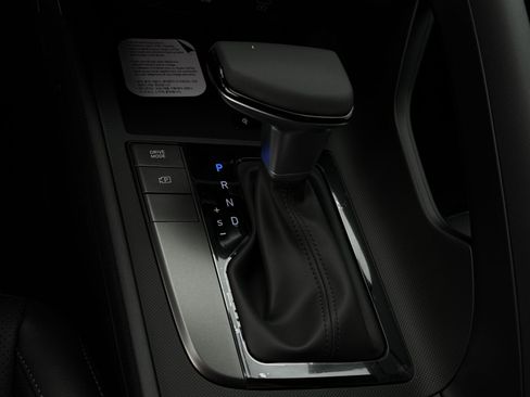 New 2026 Hyundai Elantra SEL Sport FWD image 22