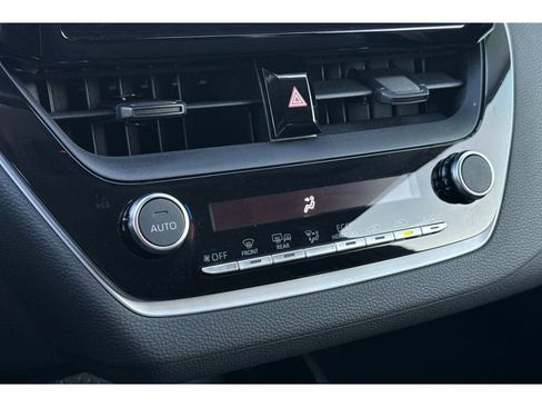 Certified 2024 Toyota Corolla LE image 22