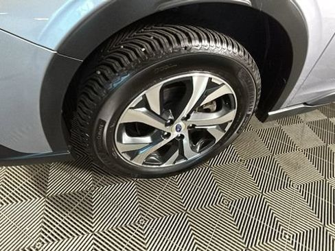 Used 2020 Subaru Outback Limited AWD/4WD image 9