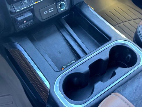 Used 2023 Chevrolet Silverado 3500 High Country w/ Z71 Off-Road Package image 28