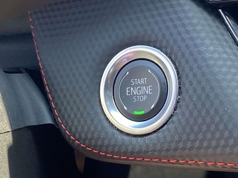 Used 2025 Chevrolet Equinox RS w/ Safety and Technology Package FWD image 30
