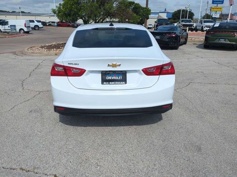 Used 2022 Chevrolet Malibu LS FWD image 7