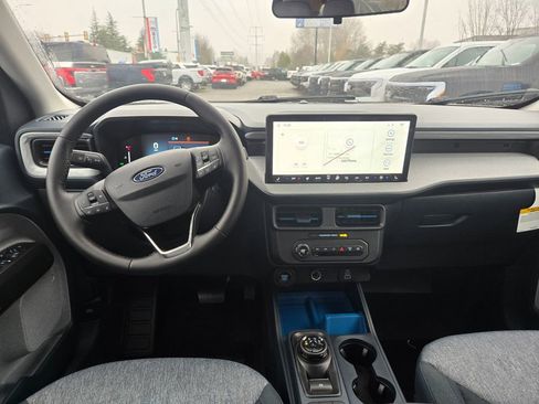 New 2026 Ford Maverick XLT image 10