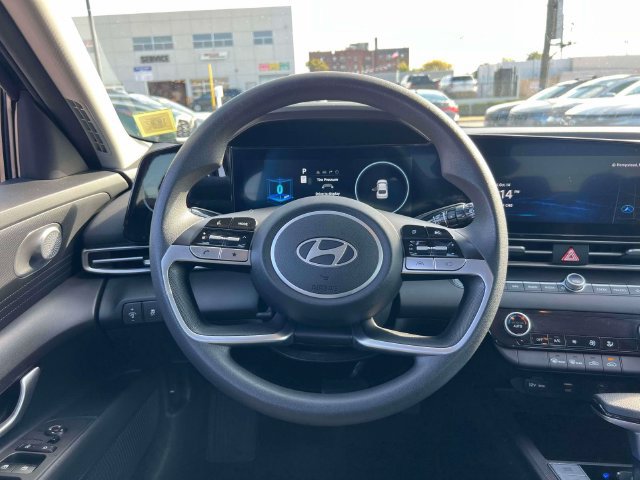 Certified 2024 Hyundai Elantra SEL FWD image 12