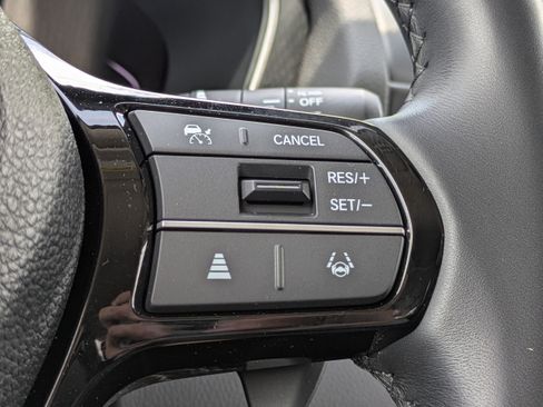 Used 2023 Honda Pilot Touring image 29