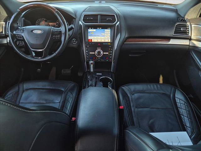 Used 2019 Ford Explorer Platinum AWD/4WD image 19