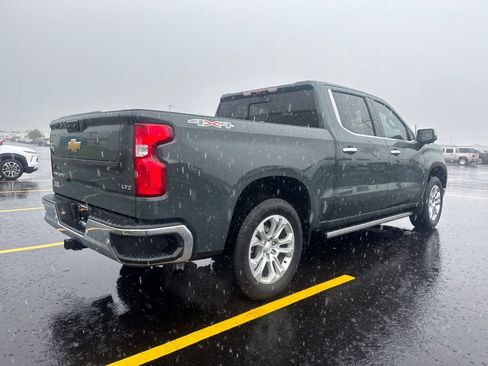 Used 2025 Chevrolet Silverado 1500 LTZ w/ LTZ Premium Package AWD/4WD image 7