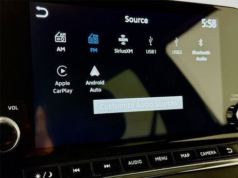 Used 2024 Mitsubishi Outlander SE image 14