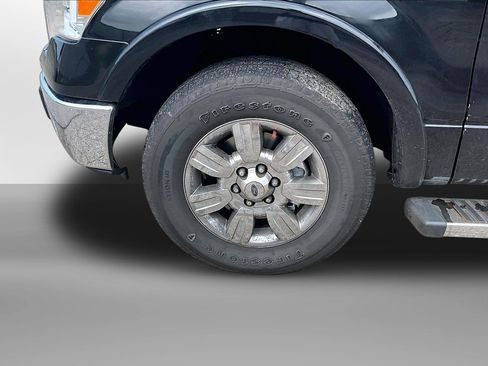 Used 2010 Ford F150 4x4 SuperCrew image 3