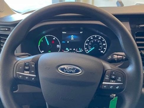 Used 2023 Ford E-Transit Medium Roof w/ Interior Upgrade Package image 17