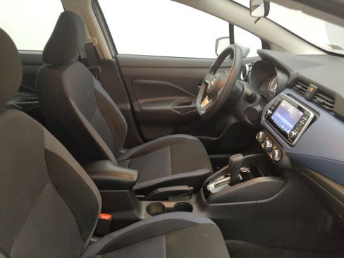 Used 2025 Nissan Versa SV FWD image 21